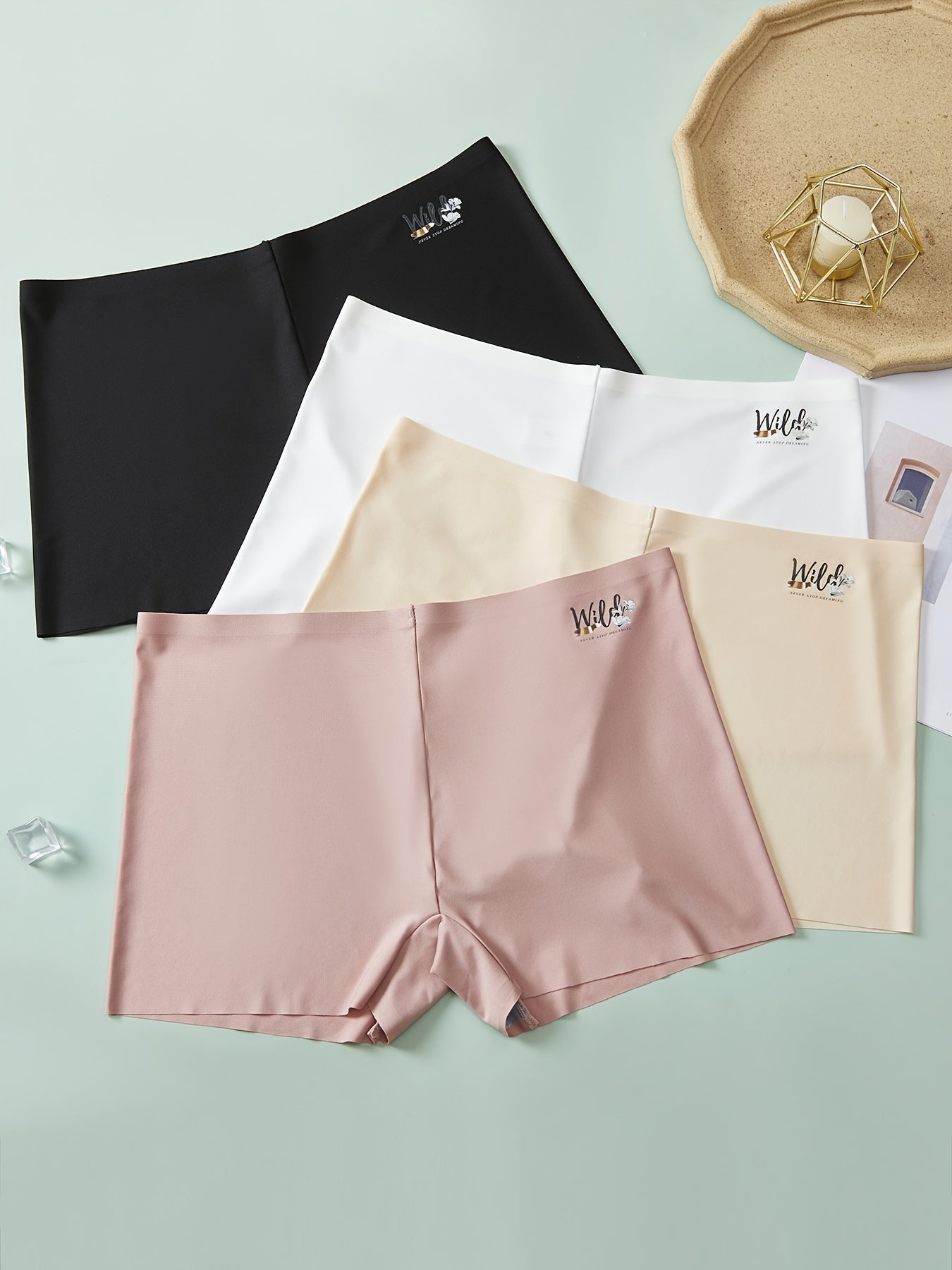 4 條裝女士加大尺碼高腰純色無縫內褲 - 中等彈性，優雅設計 - 適合追求舒適和支撐的女性 - 適合日常穿著