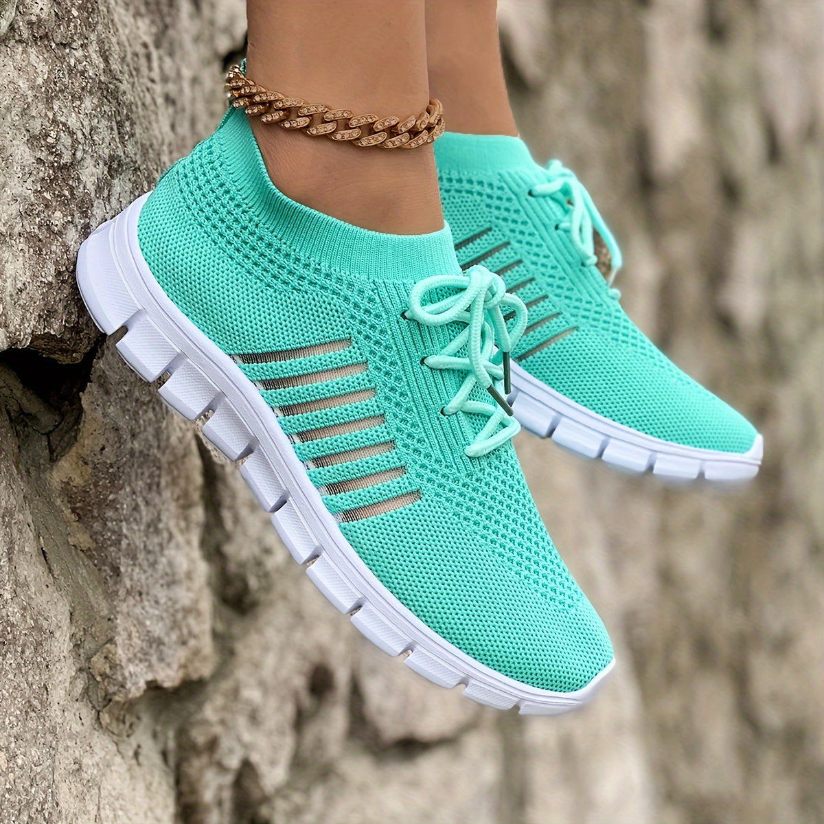 Lightweight Women's Sneakers - Breathable &amp; Colorful