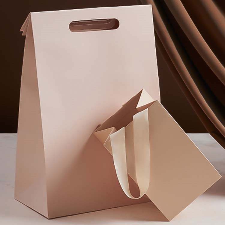 T-LORD Moisture-Proof, Recyclable Cardboard Triangle Gift Bag 