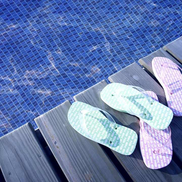 20x30mm glowing blue swimming pool glass mosaic tiles hot glue swimming pool hotel villa factory Foshan 