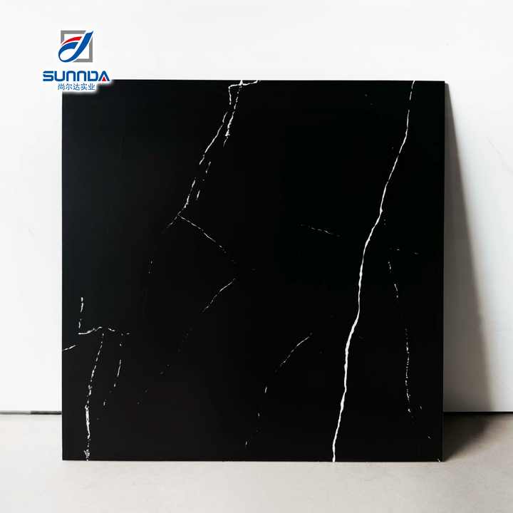 Gạch men sứ đen mờ chống trơn