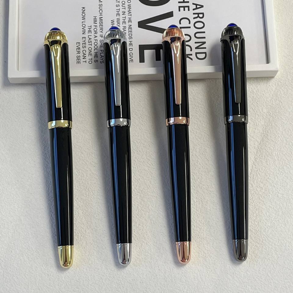 High-quality metal rollerball gel pen, sturdy, for executives, diamond-studded tip design, black engraving, corporate gift for foreign guests. 