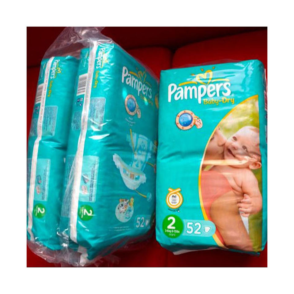 Gói tã Pampers màu xanh, hình em bé cười, chữ số 52 và biểu tượng số 2.
