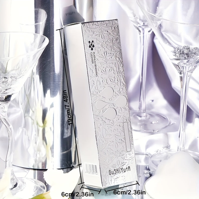 Gentle and deep cleanser that does not tighten the face, moisturizes, and soothes the skin