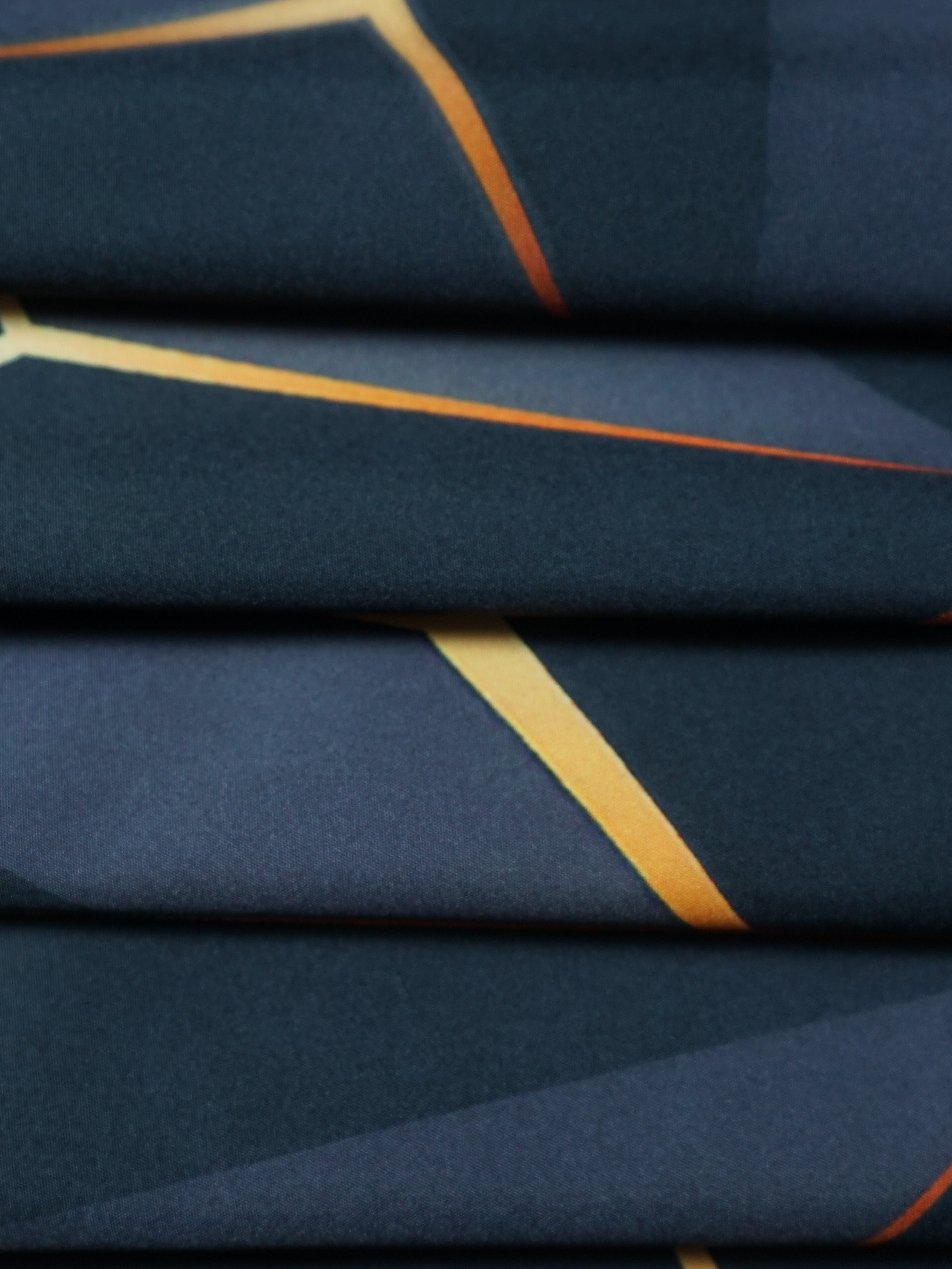 Áo Sơ Mi Nam Dài Tay Họa Tiết Hình Học Độc Đáo