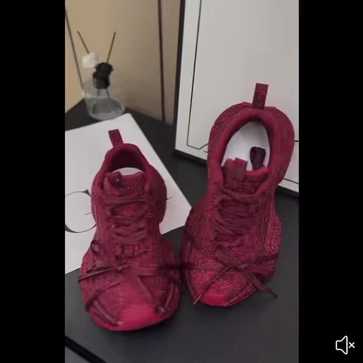 Sneaker Nữ Gypsophila Đính Đá Đế Dày Tăng Chiều Cao