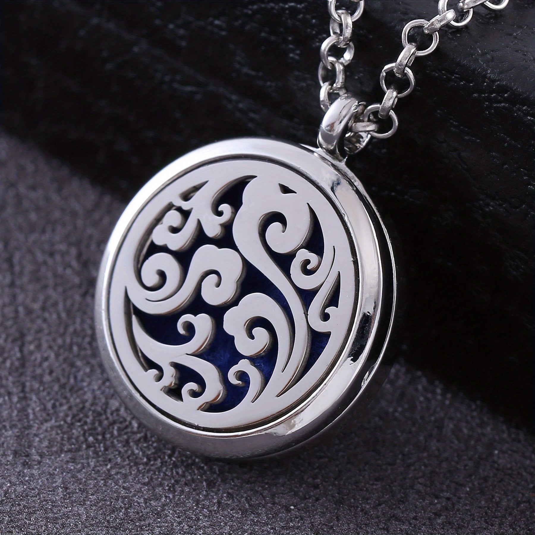 Metal Stainless Steel Pendant Necklace Open Locket Perfume Aroma Essential Oil Diffuser Necklace For Women Girls - Daisan Mart
