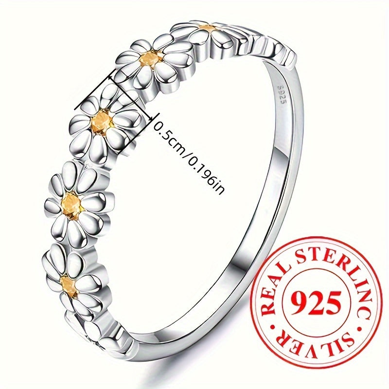 Sparkling Silver Daisy Ring - Exquisite Women's Jewelry