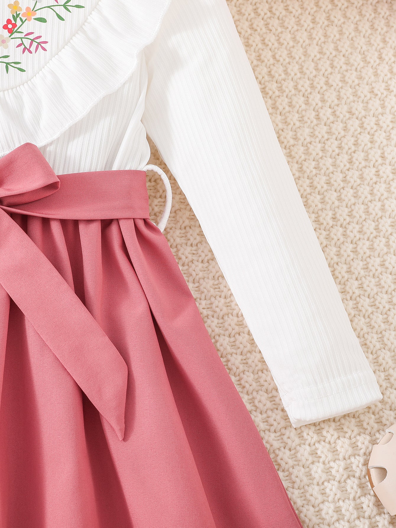 Baby Girl's Long Sleeve Floral Dress with Belt - Gentle Spring and Autumn