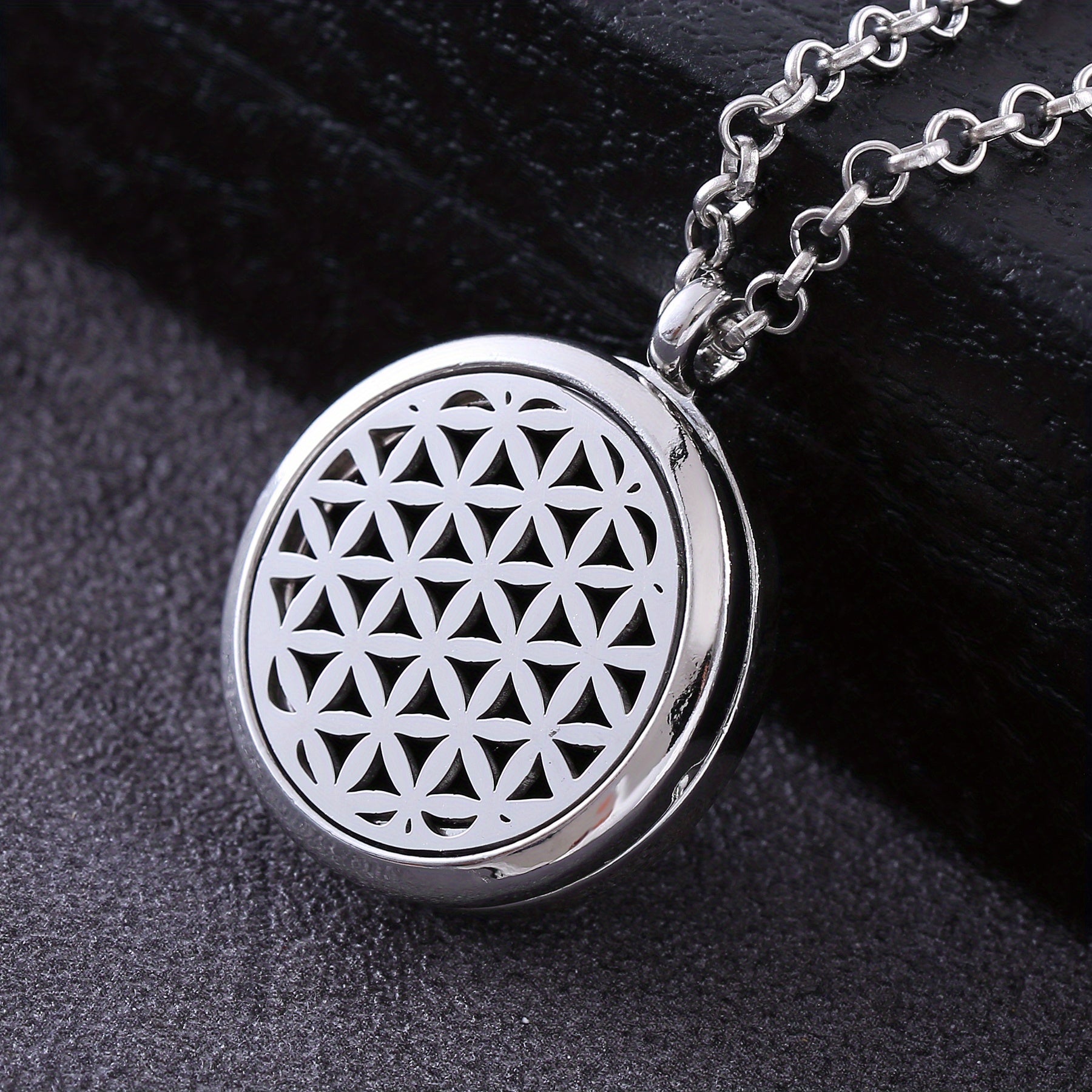 Metal Stainless Steel Pendant Necklace Open Locket Perfume Aroma Essential Oil Diffuser Necklace For Women Girls - Daisan Mart