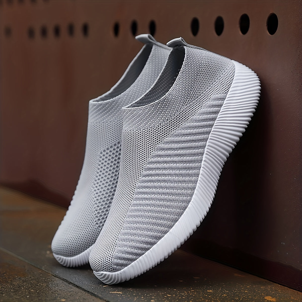 Dép Slip-On Nữ Thoáng Mát - Mùa Hè Êm Ái