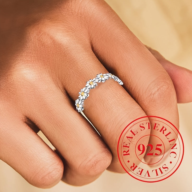 Nhẫn Bạc Hoa Cúc Lấp Lánh - Trang Sức Nữ Tinh Tế