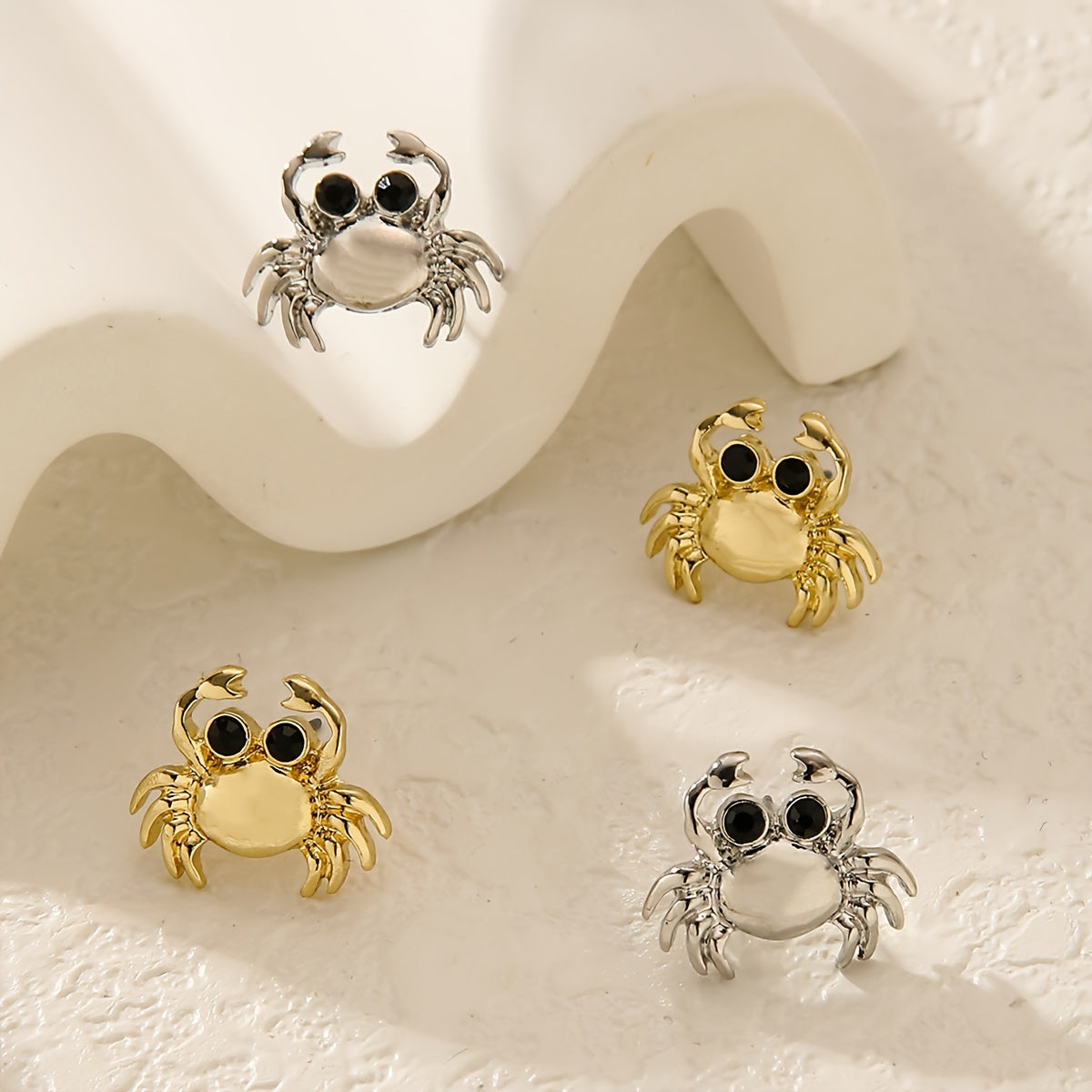Delicate Small Crab Earrings: Simple &amp; Trendy Style