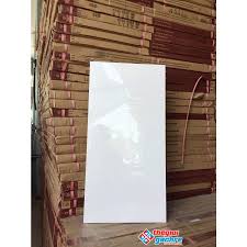Gạch Kem bóng trơn Điểm KR3667 KT 30x60