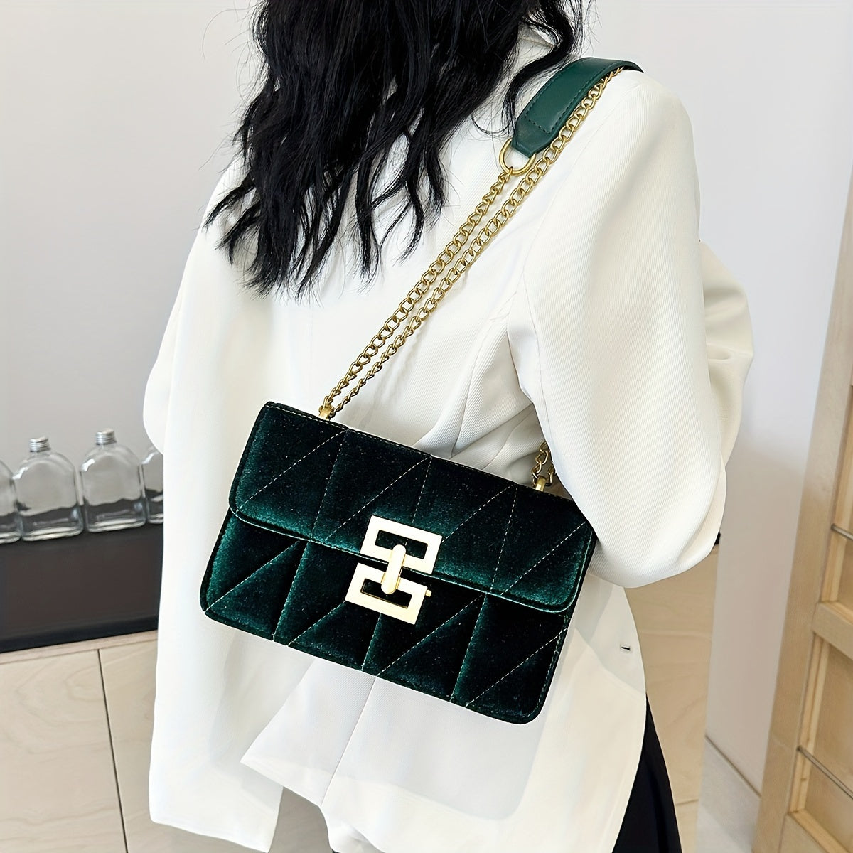 Elegant Crossbody Bag - Velvet Material with Chain
