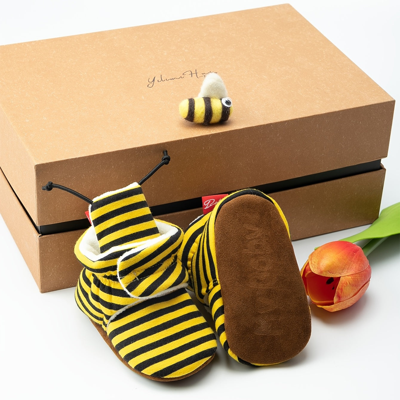 Tất Giày Lông Cừu Ấm Áp Cho Bé Yêu Mùa Thu Đông