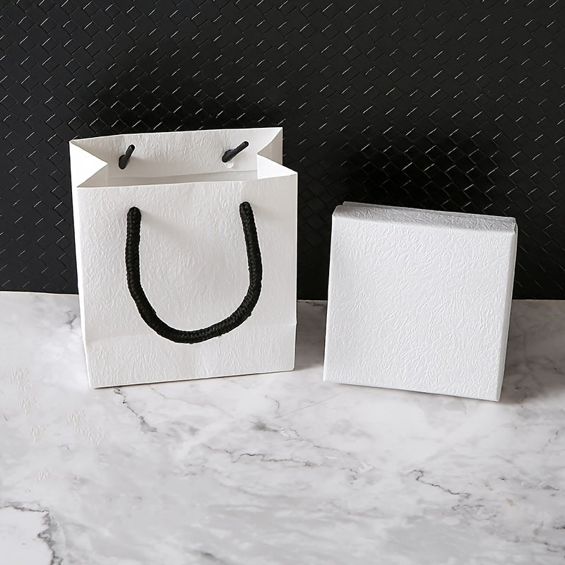 1 Carat Moissanite Heart Pendant - 18K Gold