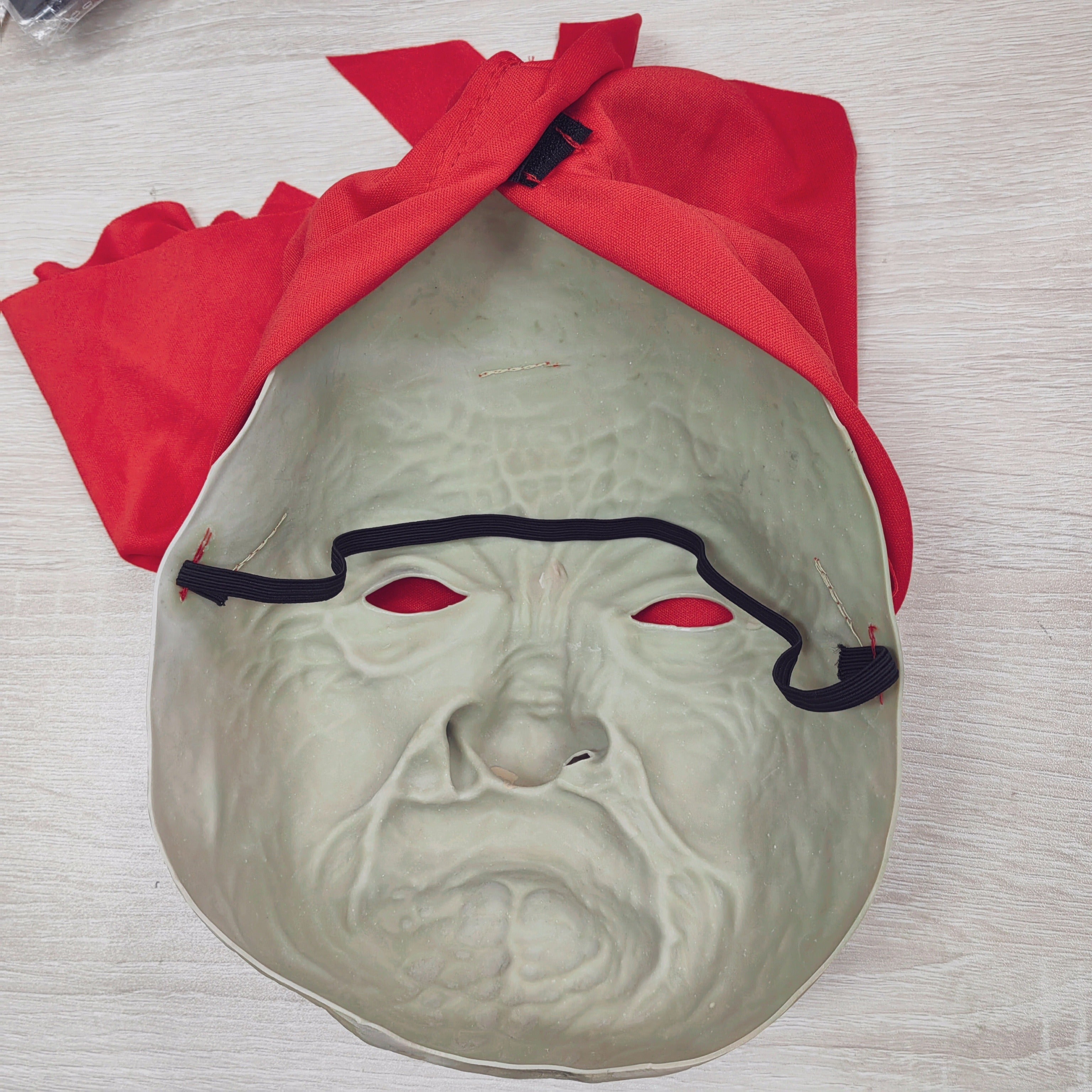 [Red Hood Halloween Mask] Halloween Mask, Little Red Hood Smoking Grandma Old Woman, Party Props, Ideal Gift for Men &amp; Women