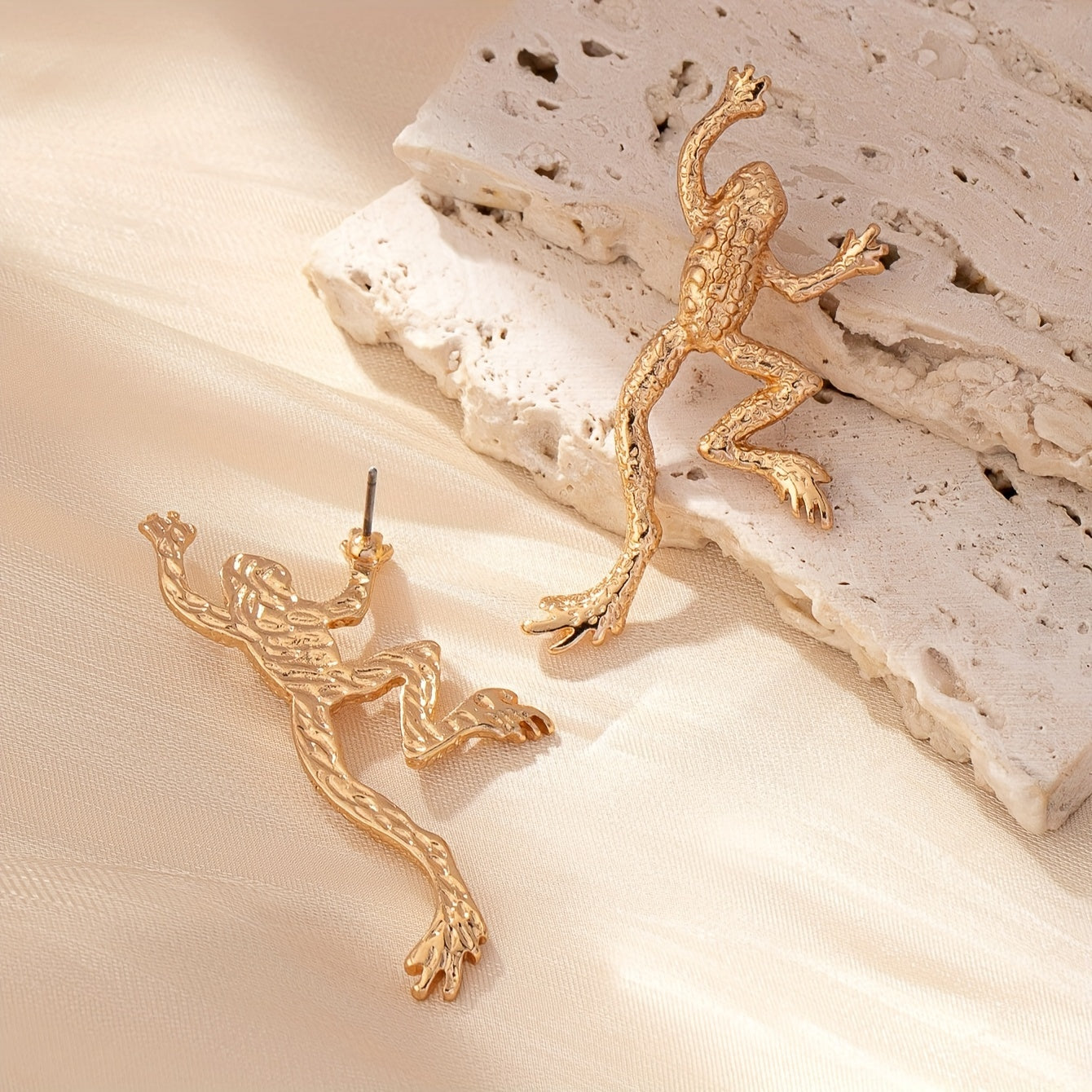 Vintage 14K Gold Frog Bohemian Earrings For Women