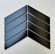 Black matte fishbone mosaic tile 318.5x244mm MHG833