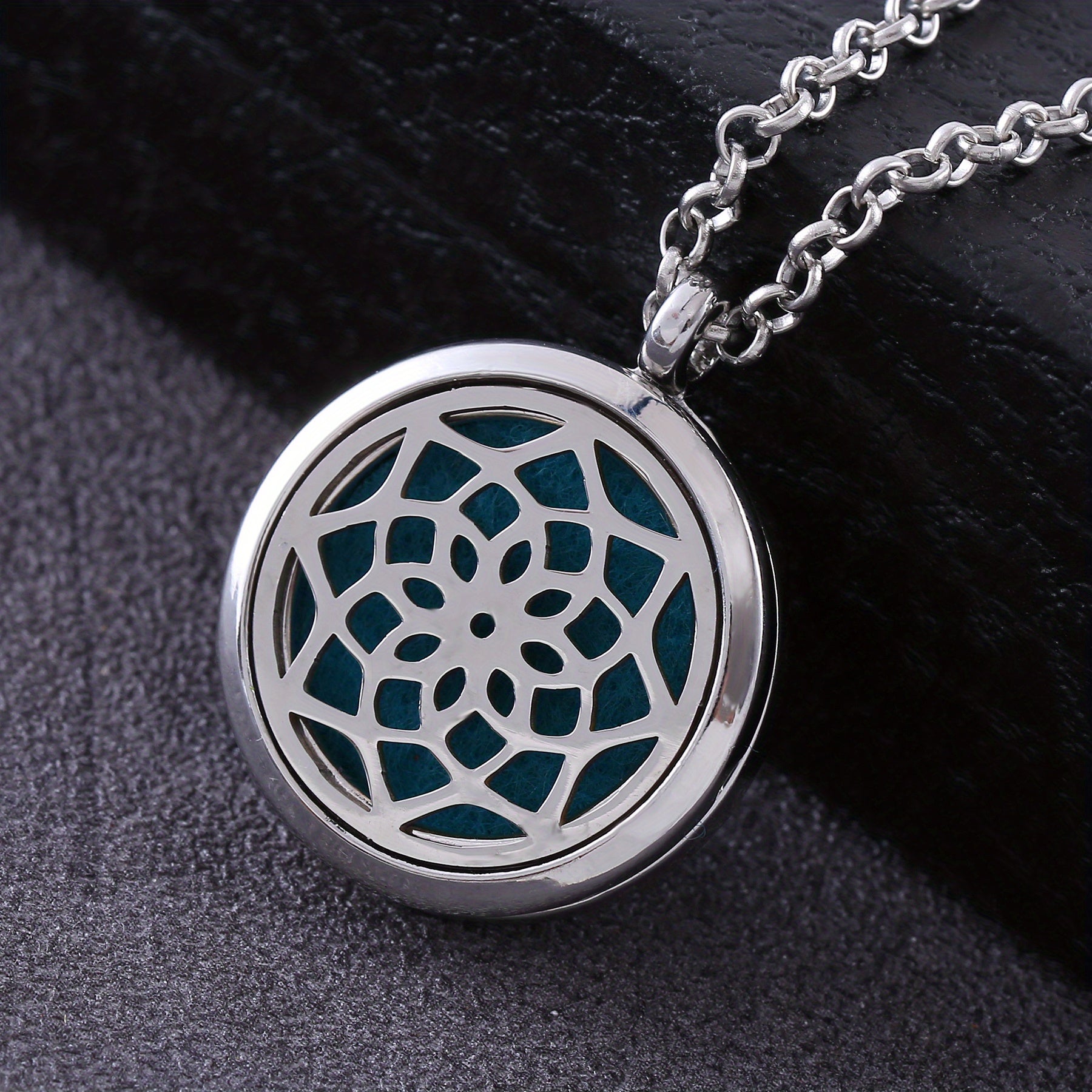 Metal Stainless Steel Pendant Necklace Open Locket Perfume Aroma Essential Oil Diffuser Necklace For Women Girls - Daisan Mart