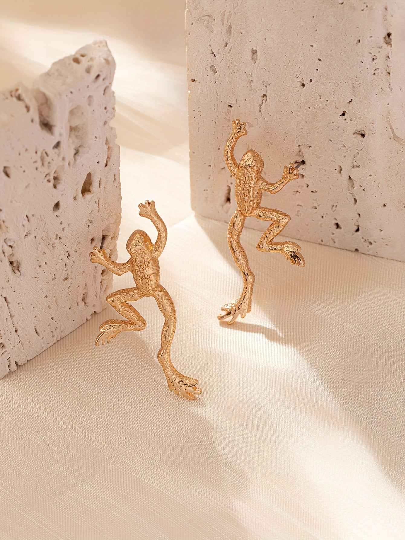 Vintage 14K Gold Frog Bohemian Earrings For Women