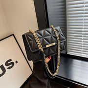 Túi Xách Thời Trang Nữ: Sang Trọng, Đẳng Cấp & Mềm Mại