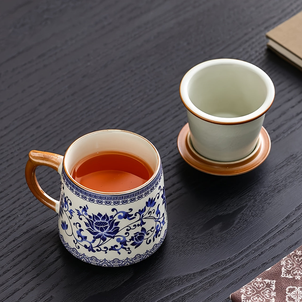 藍白汝家茶杯附蓋 - 花卉咖啡杯，手工製作，傳統中式設計，適合家庭和辦公室使用，僅限手洗，咖啡杯