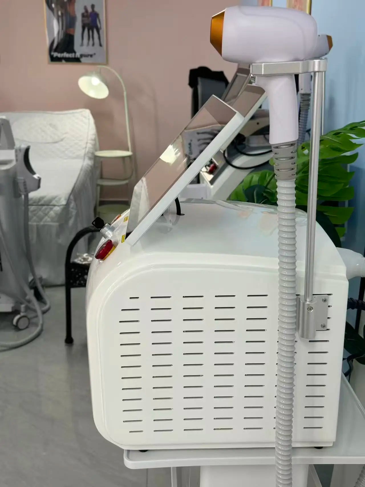 Máy triệt lông & xóa xăm 3 bước sóng 3500W 808nm CE - Daisan Mart