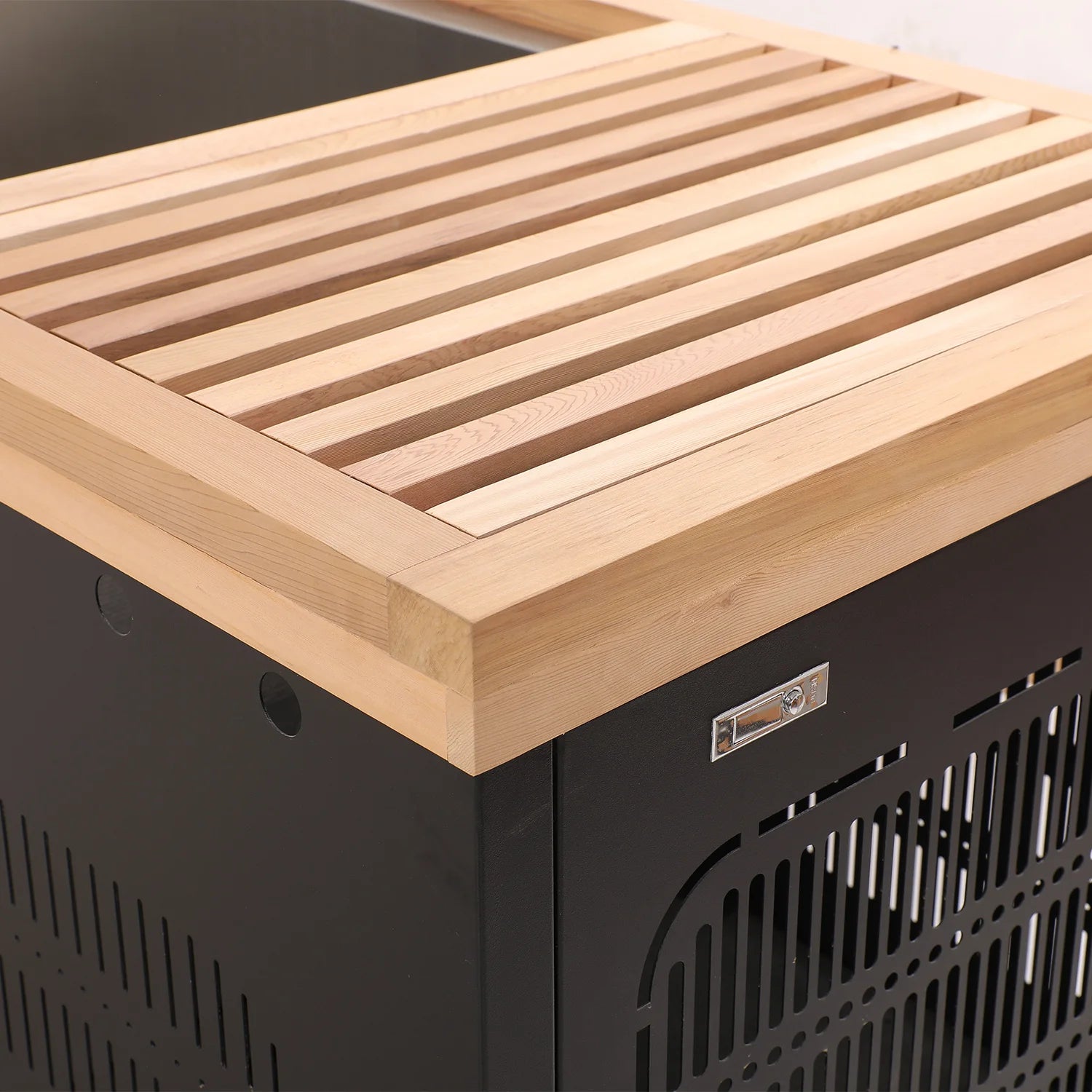 Modern Black Red Cedar Bath Tub Rectangle/Oval Spa Tubs for Home Hotel Gym Villa 2-Person Massage Feature Outdoor Application