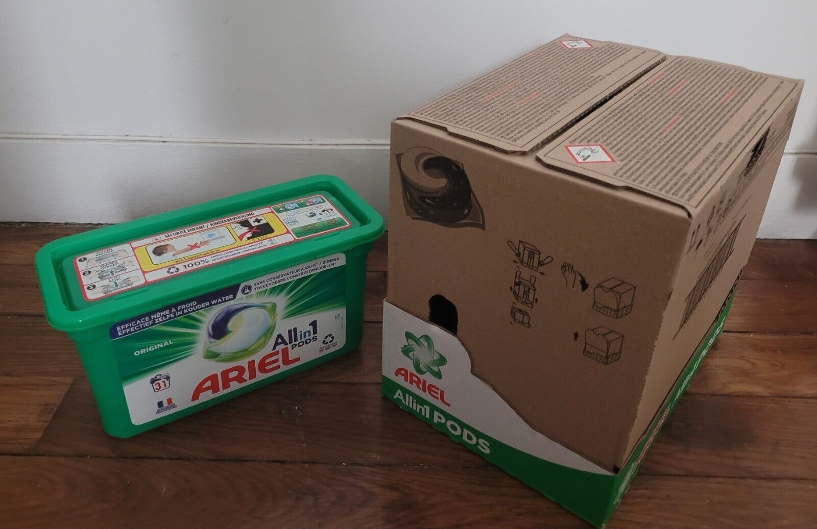 Nước giặt Ariel bán sỉ - Daisan Mart