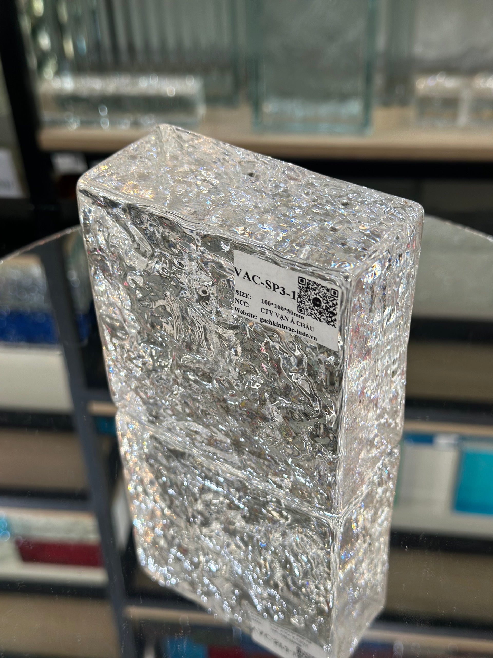 Solid glass block SP3-1