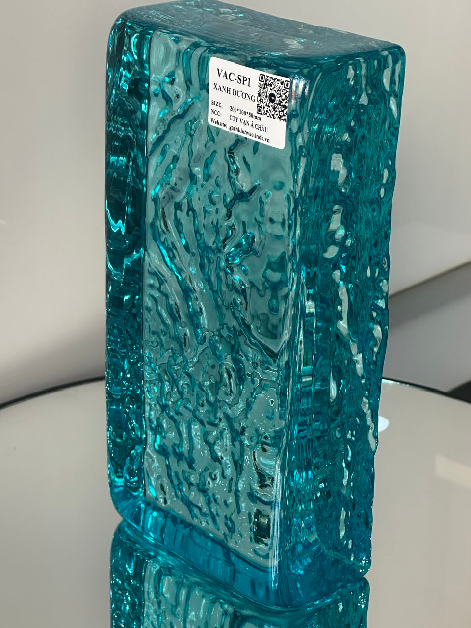 SP1 Blue Solid Glass Block