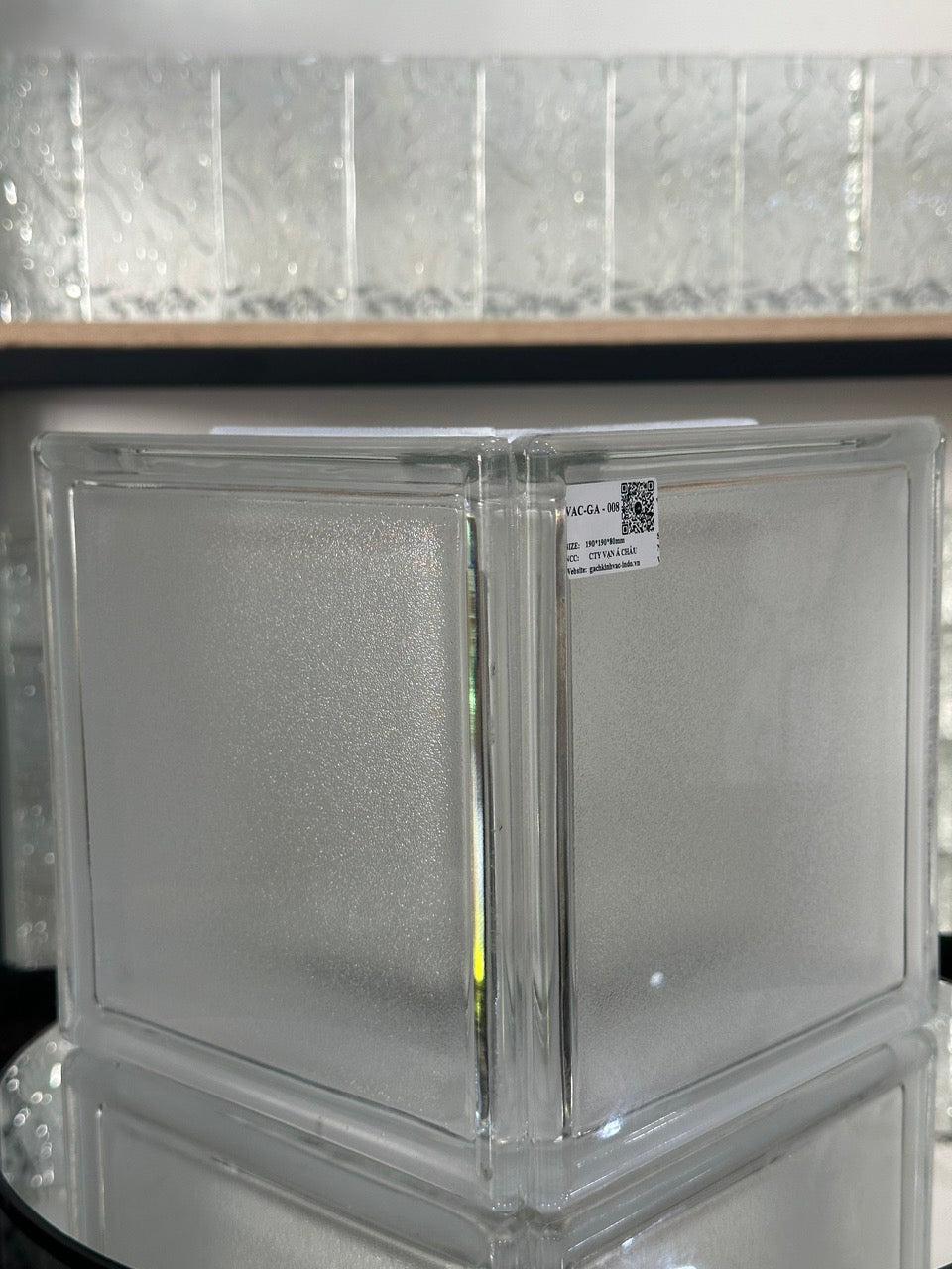 Corner Glass Brick VAC-GA-008