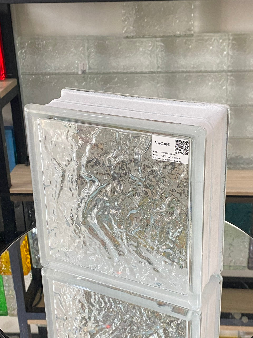 Glass Brick VAC-095