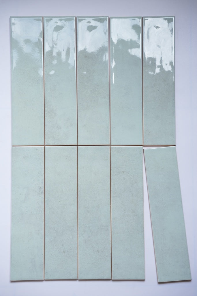 Curved face tile 75x300mm DS75303