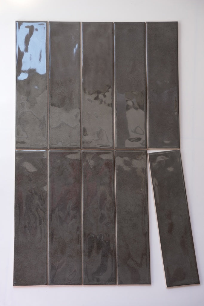 Curved face tile 75x300mm DS75308