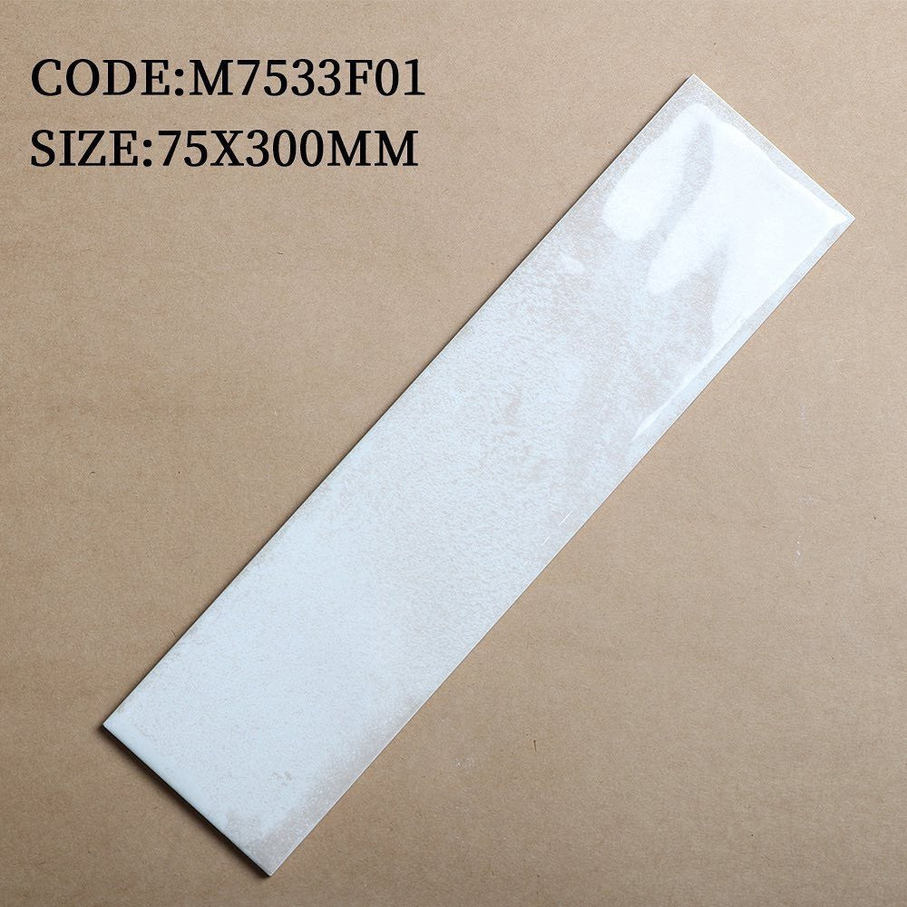 Curved face tile 75x300mm M7533F01