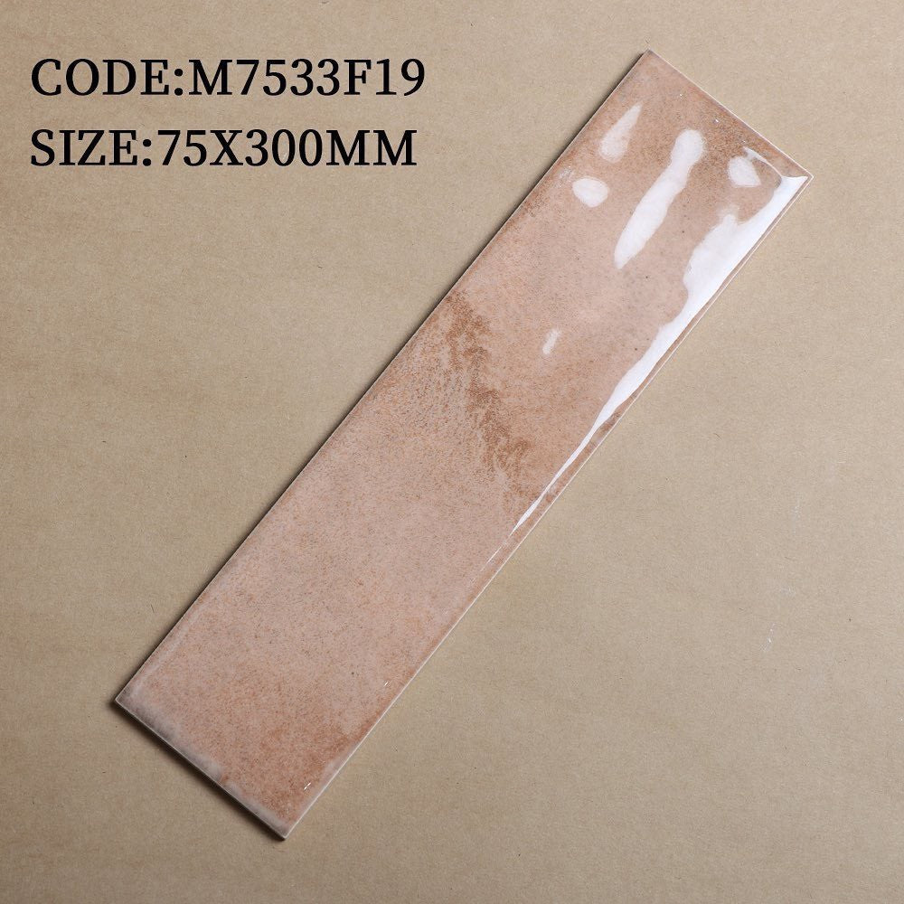 Curved face tile 75x300mm M7533F19
