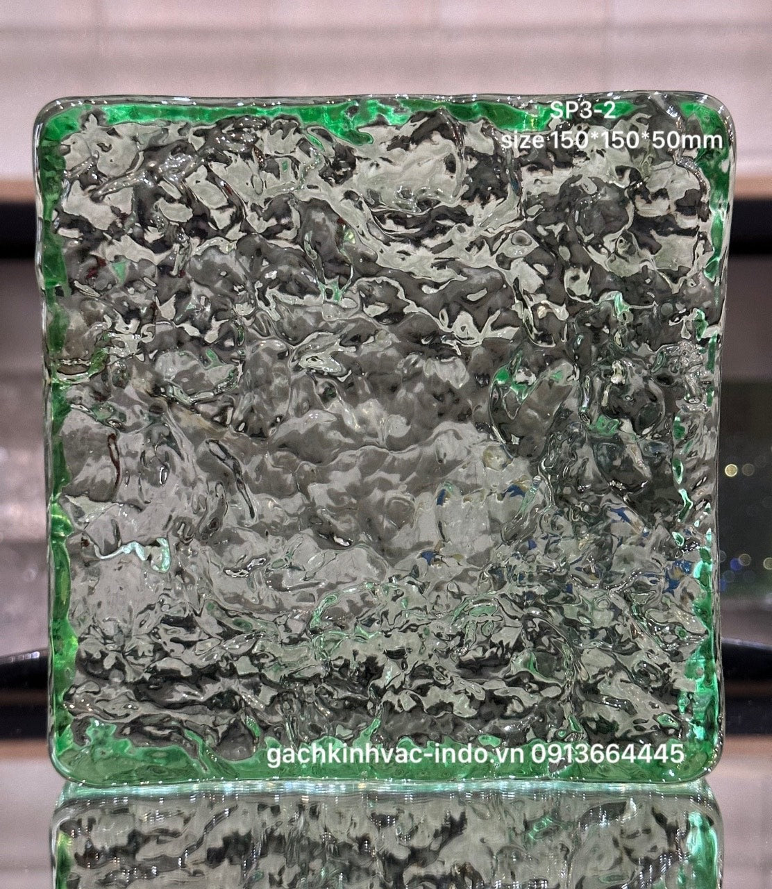 SP3-2 Green Solid Glass Brick