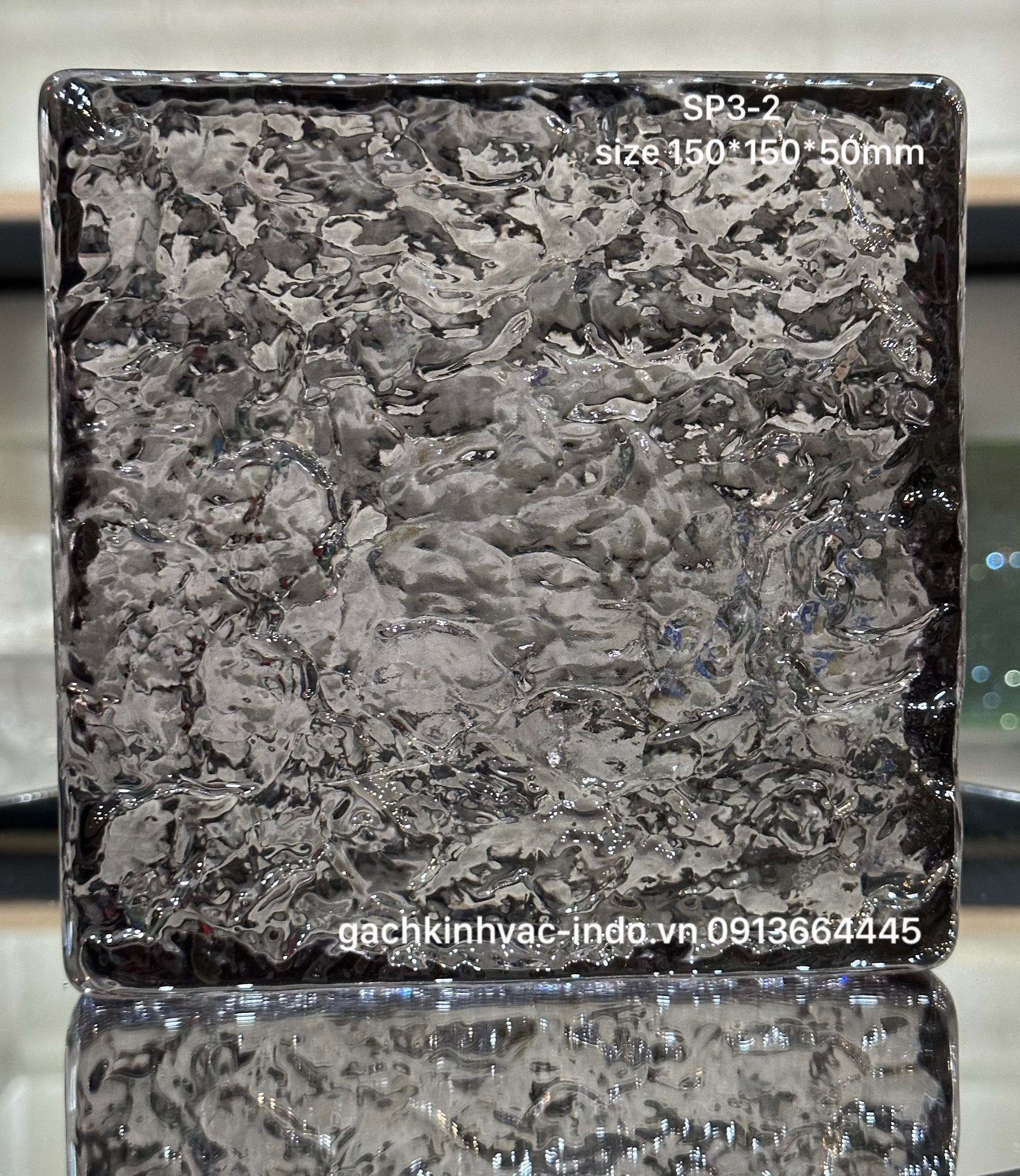 SP3-2 Black Solid Glass Block