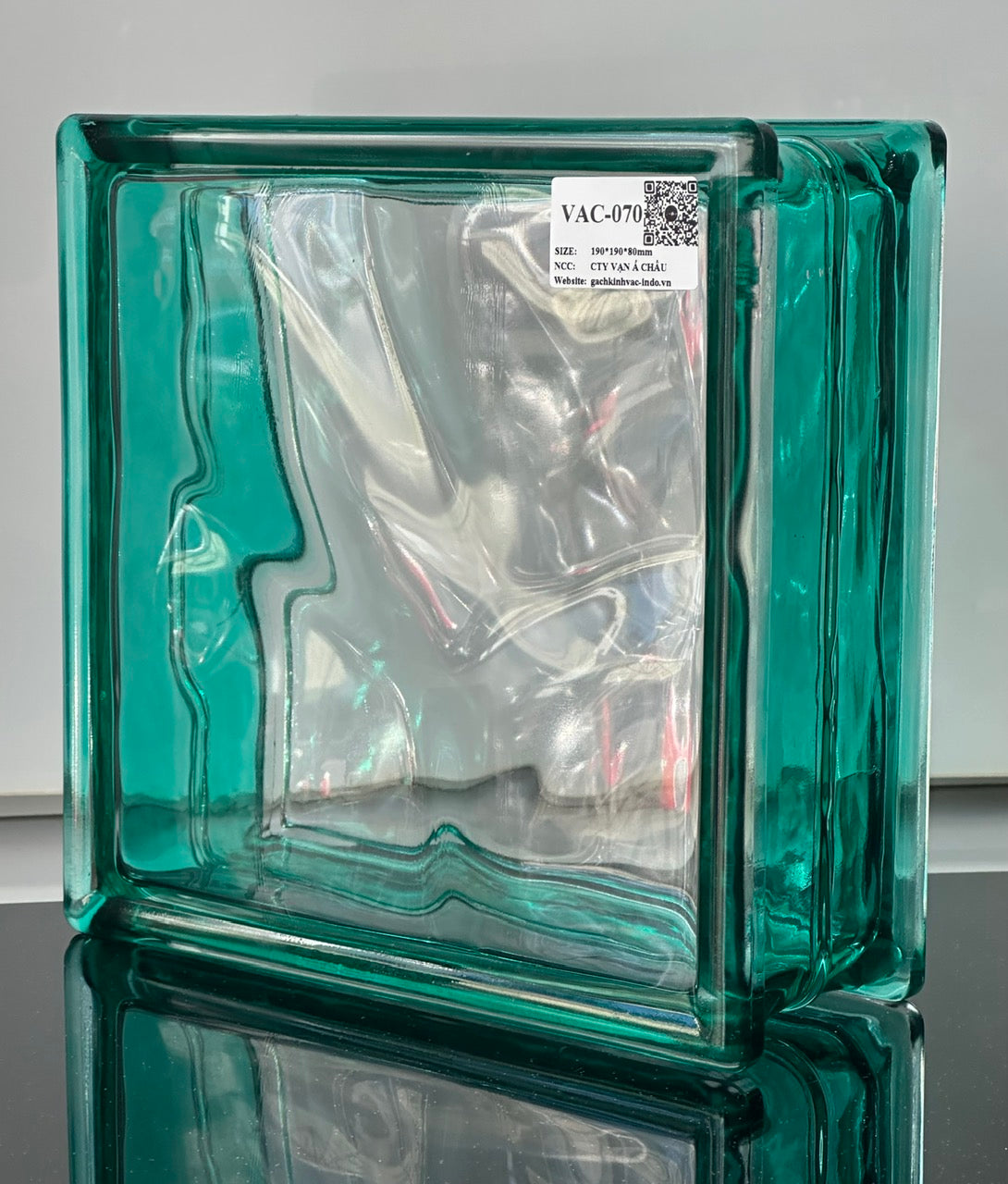 Mint Green Cloud Glass Brick VAC-070