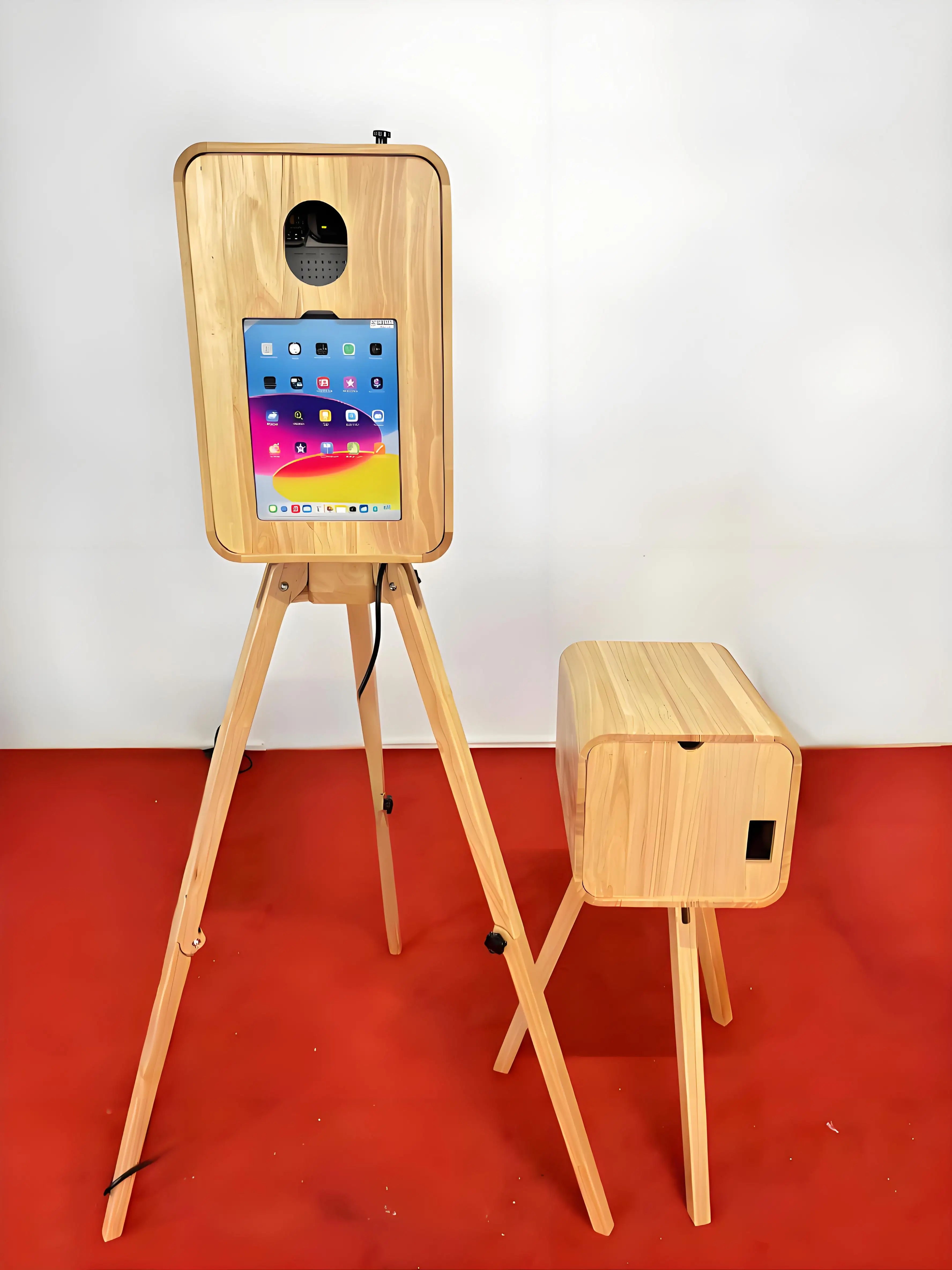 Vintage Wedding Camera: Wooden Selfie DSLR &amp; Instant Photo Printing