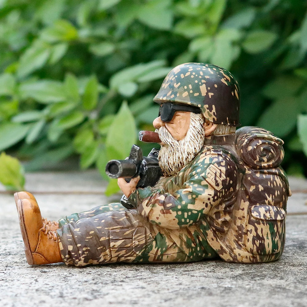 Military-Themed Resin Gnome Figurine Camouflage Soldier Statue for Home & Garden Miniatures Christmas Art Decorative Display