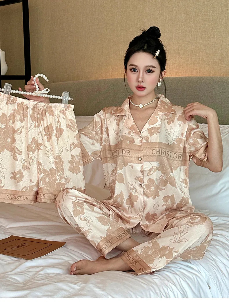 Bộ Đồ Ngủ Nữ Lụa 3 Món Hoa Ngọt Ngào Sang Trọng