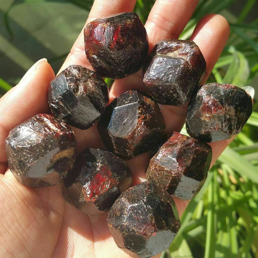 Natural Red Garnet Raw Stone 100g - Healing Mineral