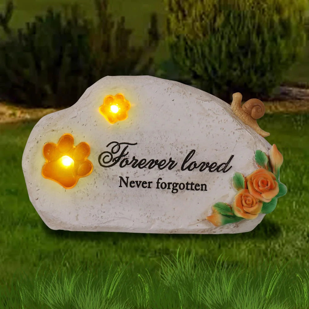 Anime-Themed Pet Memorial Resin Stone Decorative Garden Plaque with Painted Animal & Art Design Commemorative Display