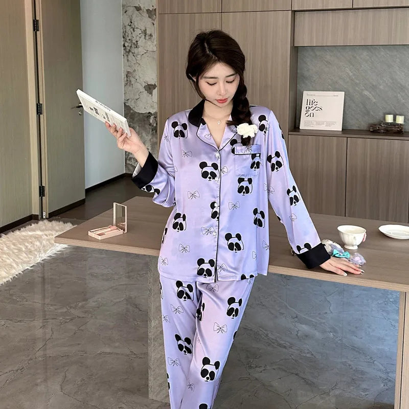 Bộ Đồ Ngủ Nữ Thu 2024: Lụa Băng Gấu Tím Dễ Thương