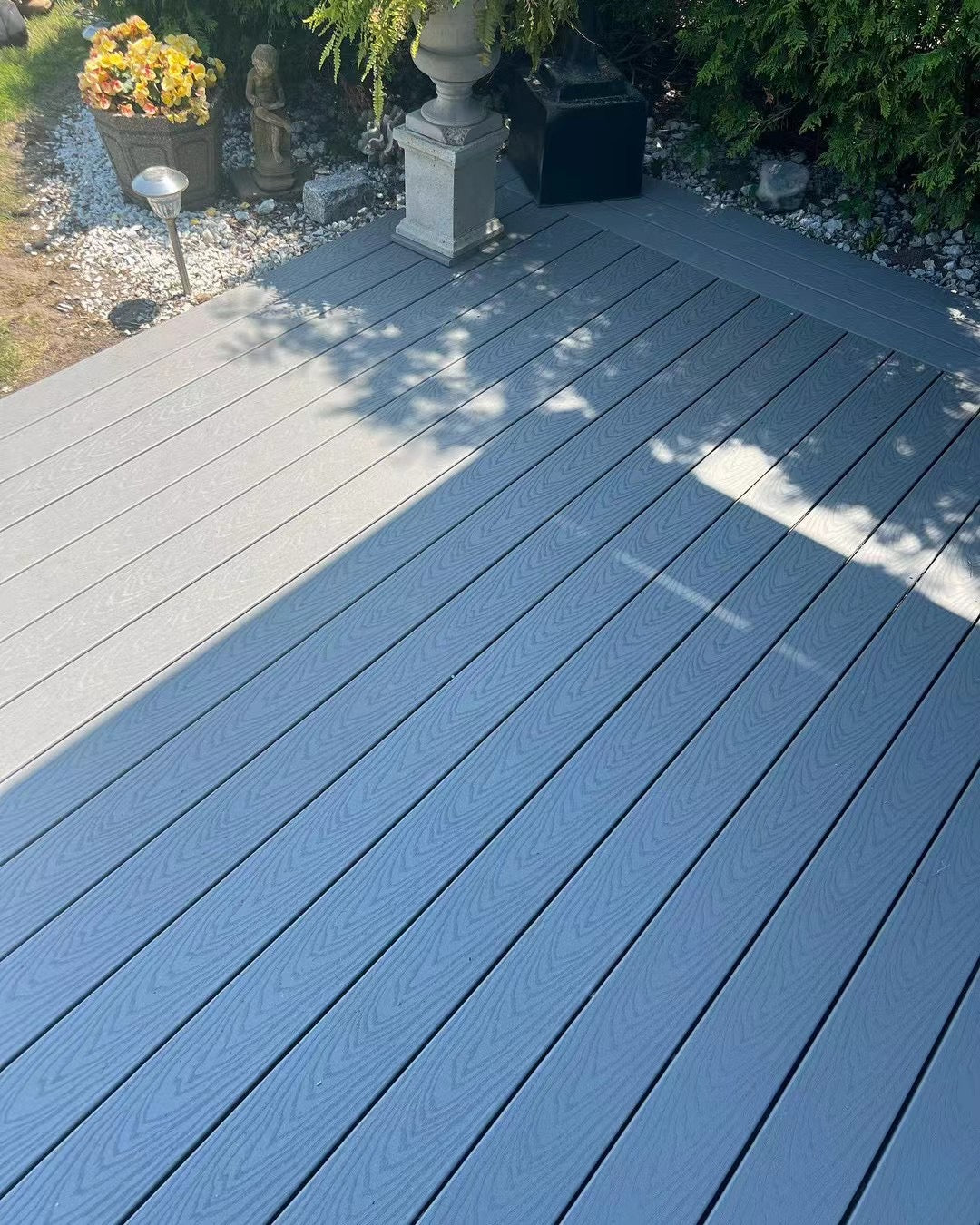 Anti-slip, waterproof outdoor wood plastic flooring, modern teak chocolate color 