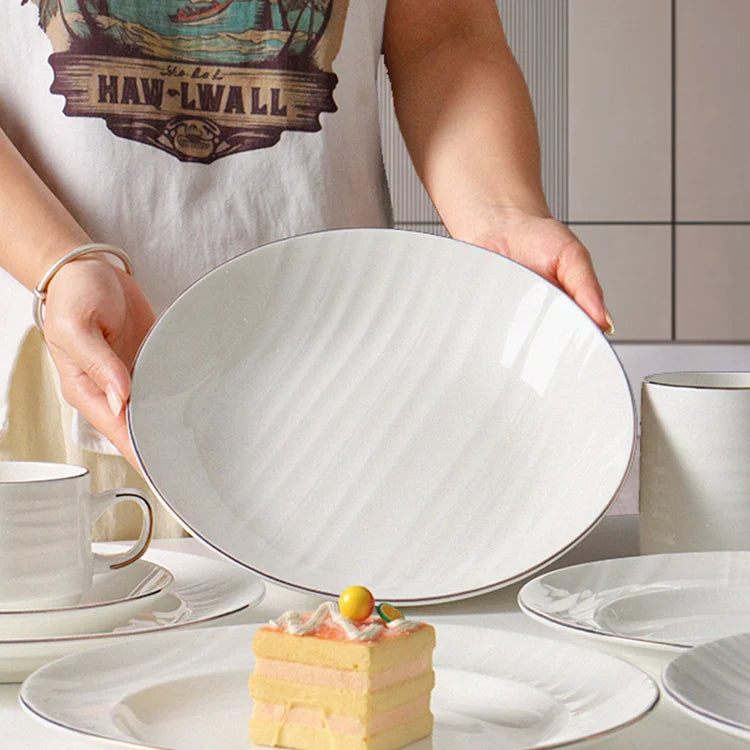 20pcs Ceramic Porcelain Dinnerware Sets Wholesale Luxury Embossed Bone China Dinner Set